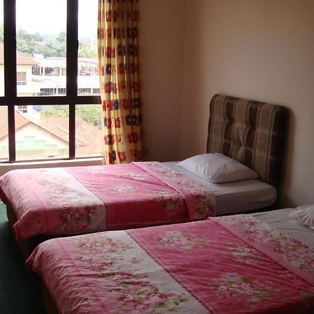 Dorcas Service Apartment - Marina Court Kota Kinabalu Exteriör bild