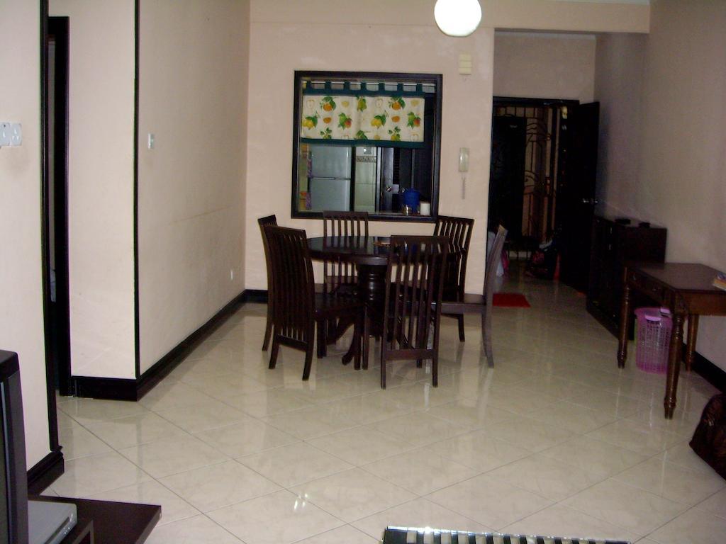Dorcas Service Apartment - Marina Court Kota Kinabalu Exteriör bild