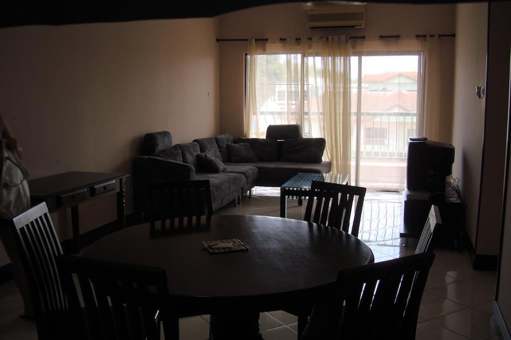 Dorcas Service Apartment - Marina Court Kota Kinabalu Exteriör bild