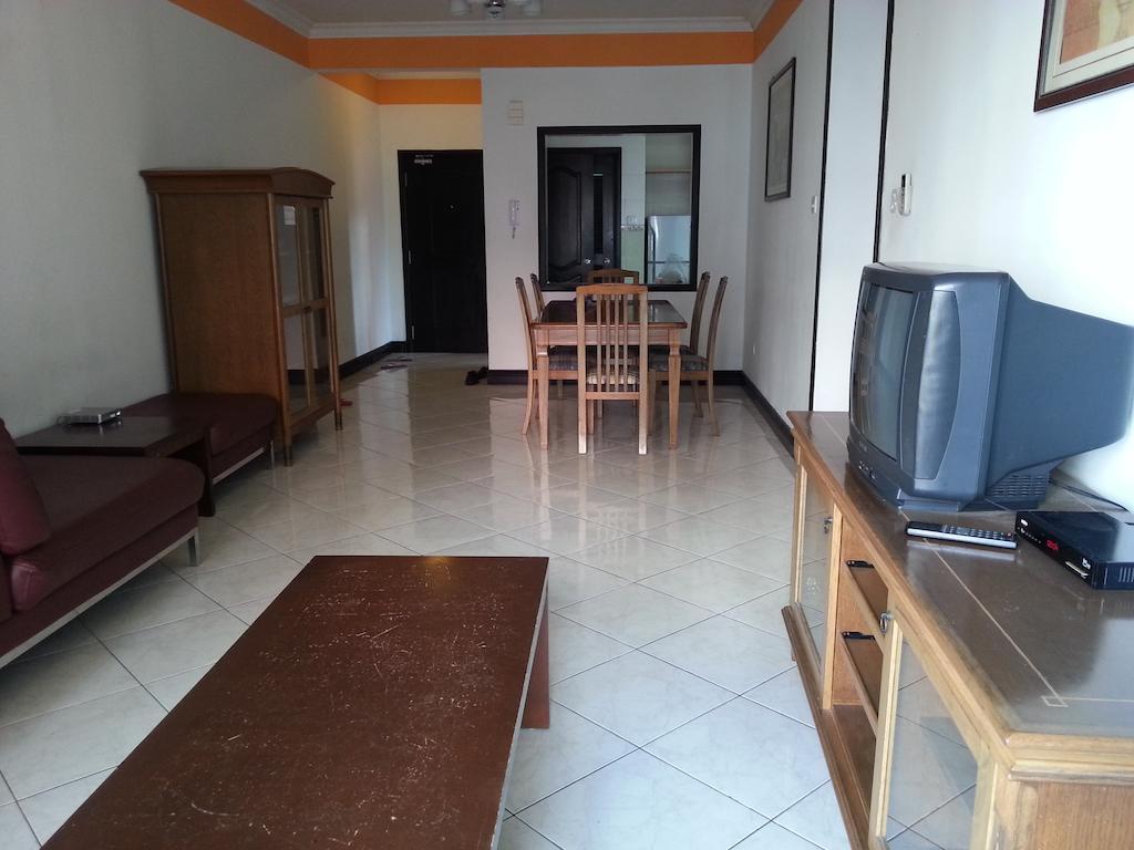 Dorcas Service Apartment - Marina Court Kota Kinabalu Exteriör bild